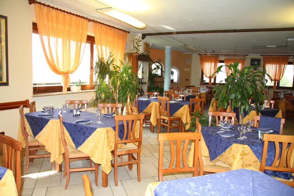 Hotel Ristorante Belsito Борґо-Сан-Дальмаццо Екстер'єр фото